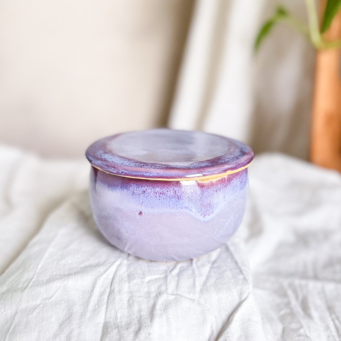 Wisteria Lane Butter Bell #11