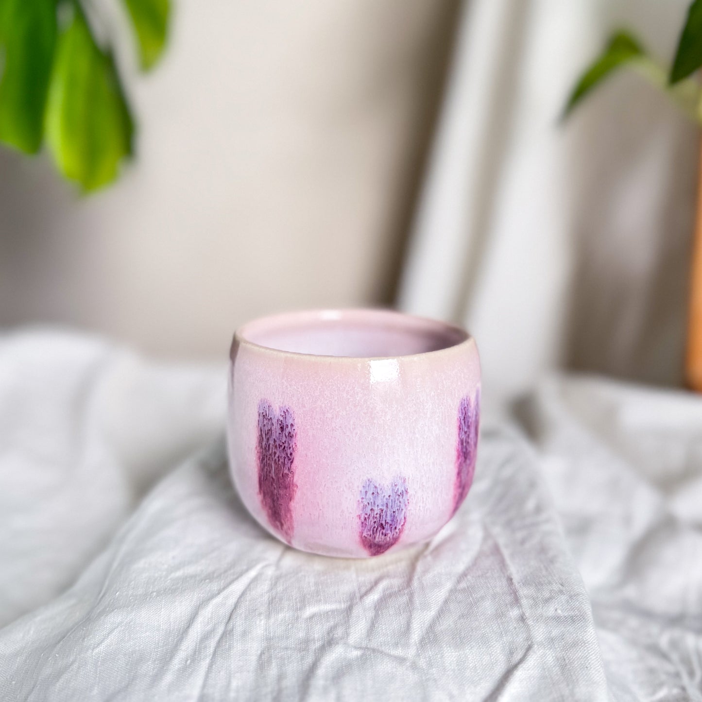 Velvet Valentine Thumb Cup #4