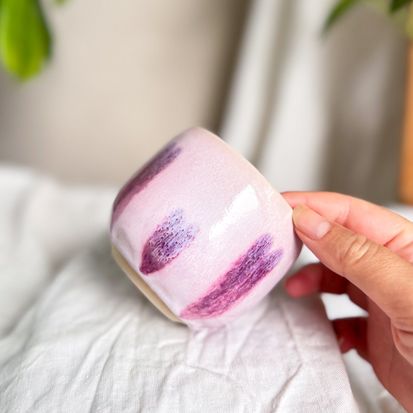 Velvet Valentine Thumb Cup #4