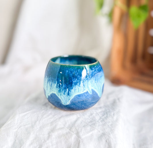 Lagoon Thumb Cup #2