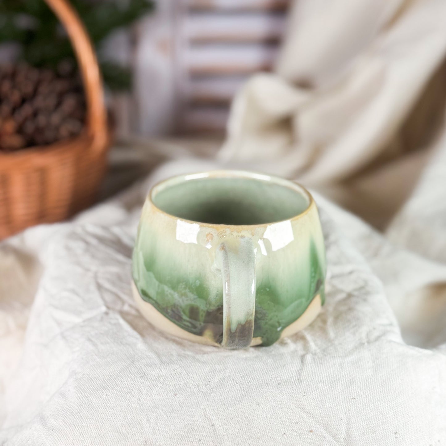 Moss Fairy Manou Mug #4